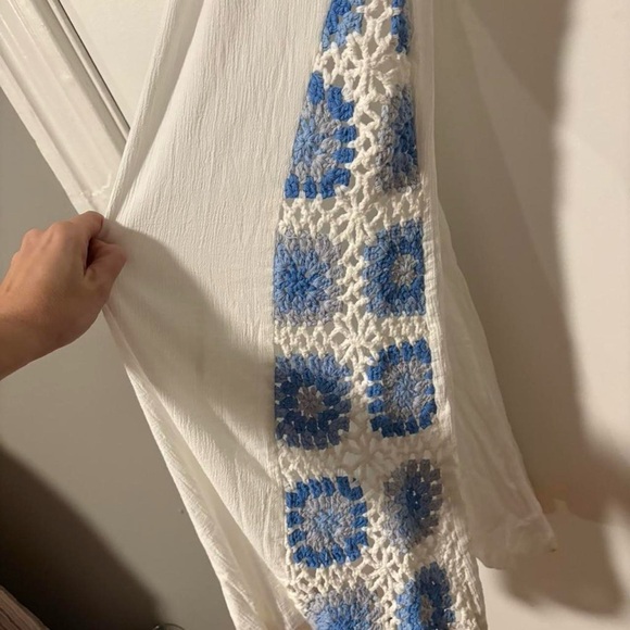 NWOT beachy gauze white flowy pants with blue crotchet med so cute - Picture 3 of 7